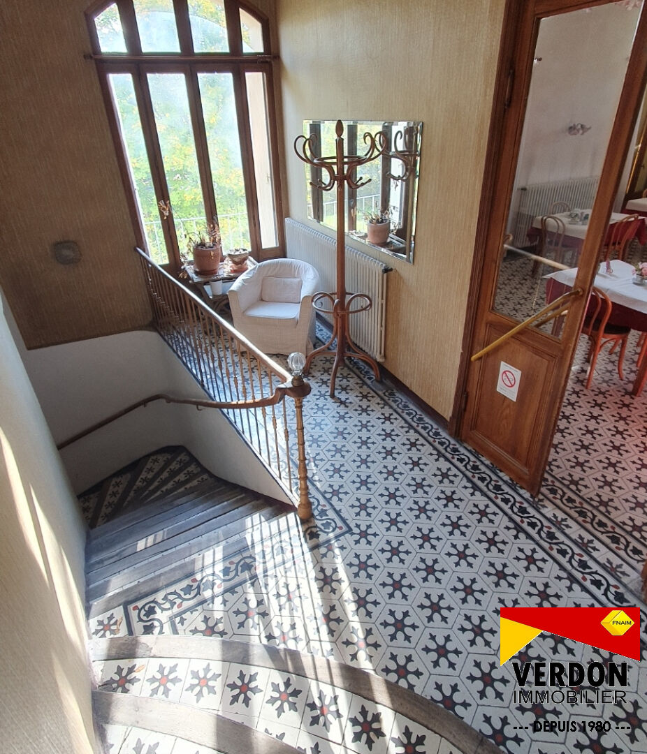 Photo Immeuble 776m² terrain 1700m² image 4/6