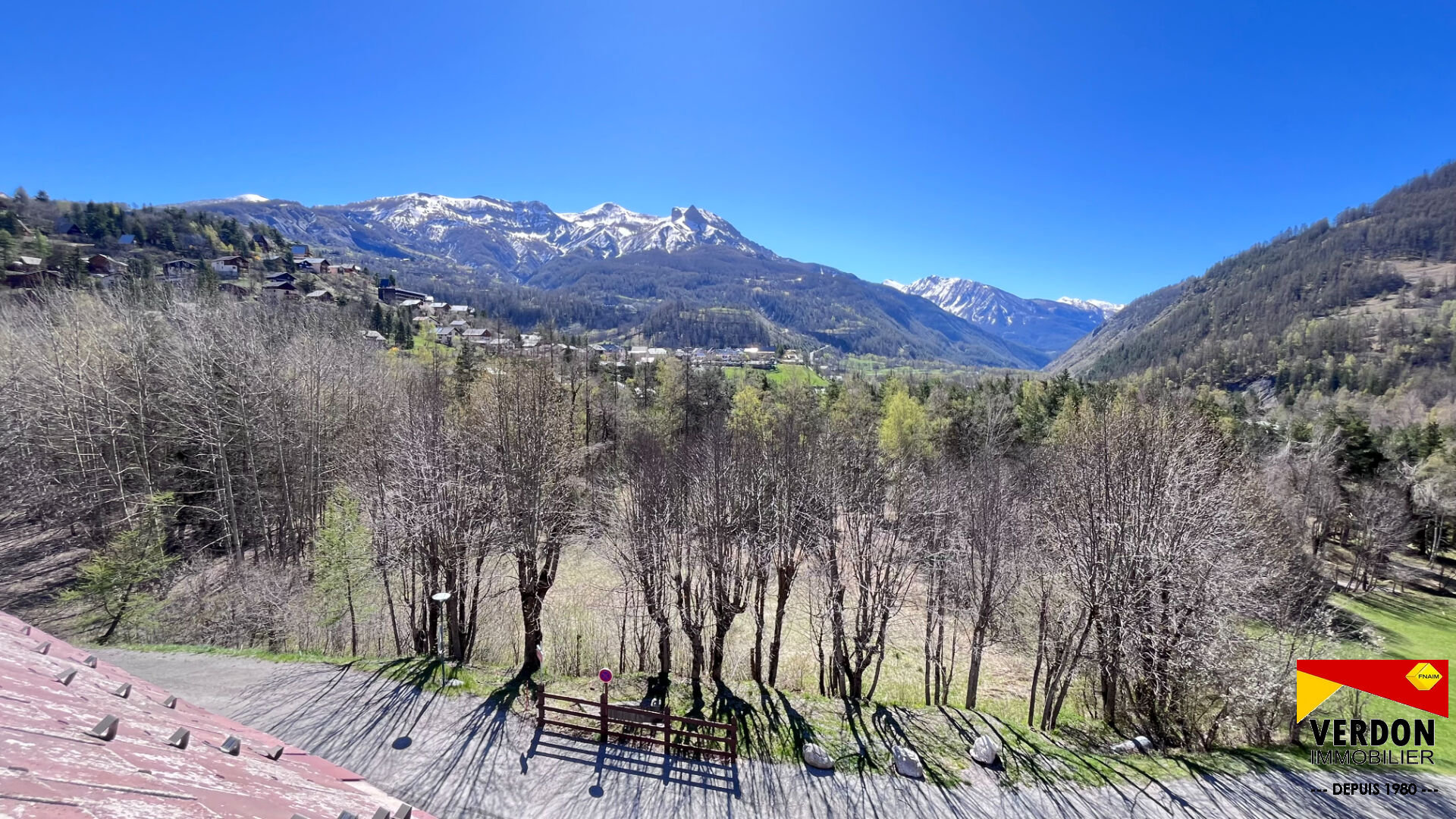 Photo STUDIO CABINE MANSARDE SUD image 3/6