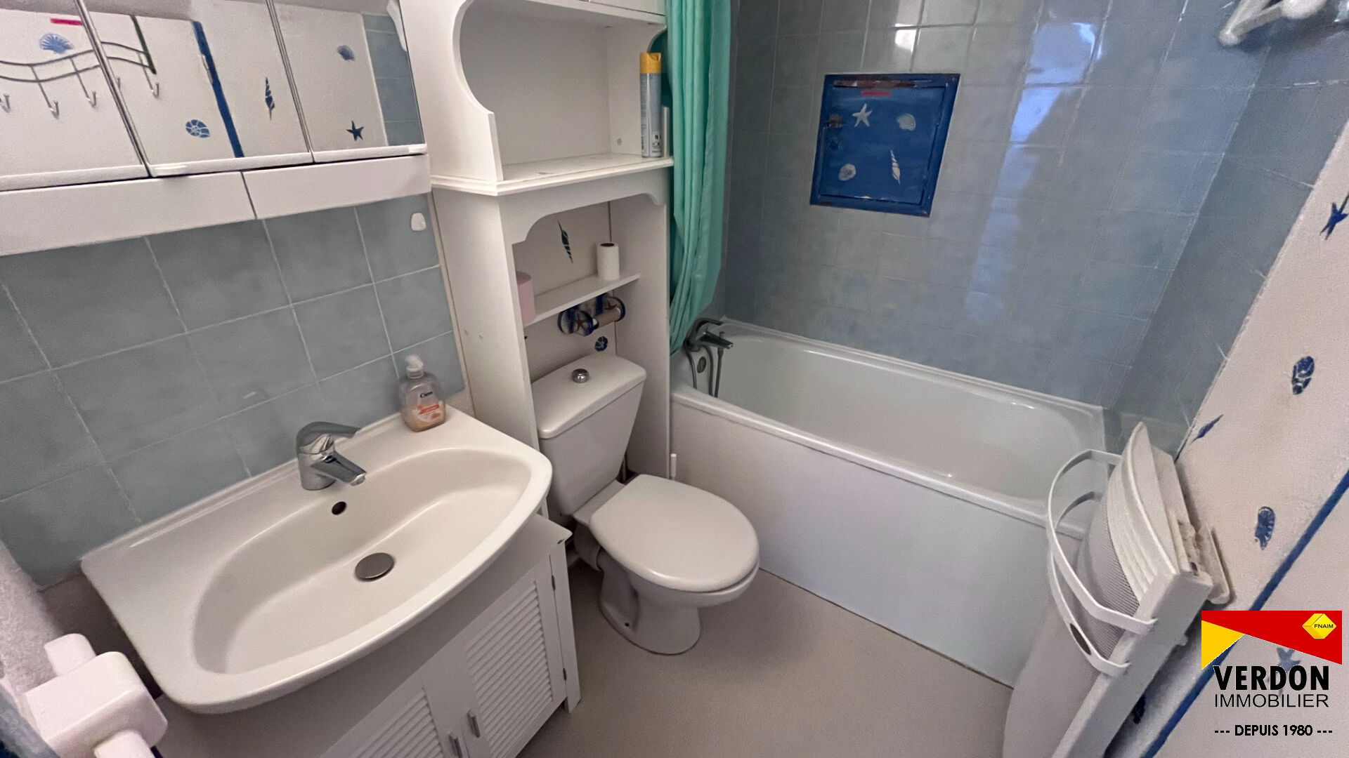 Photo Studio à pieds du village image 3/6