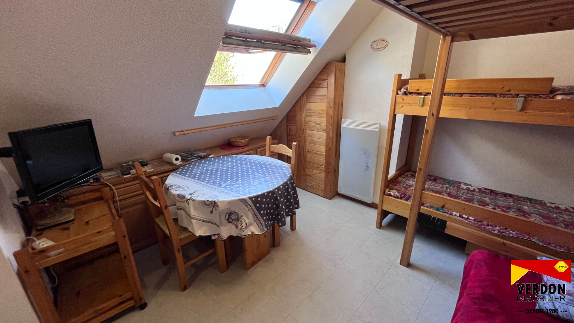 Photo Studio à pieds du village image 4/6