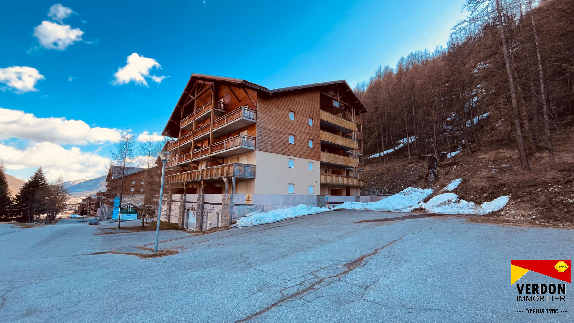 Photo T2 à LA FOUX avec terrasse et box image 6/6