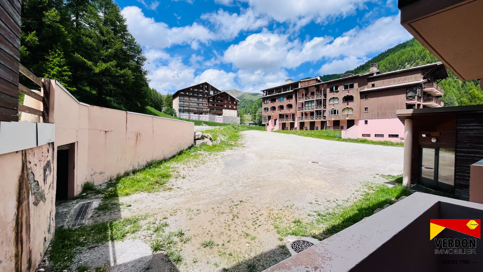 Photo Studio à deux pas des pistes de LA FOUX image 2/6