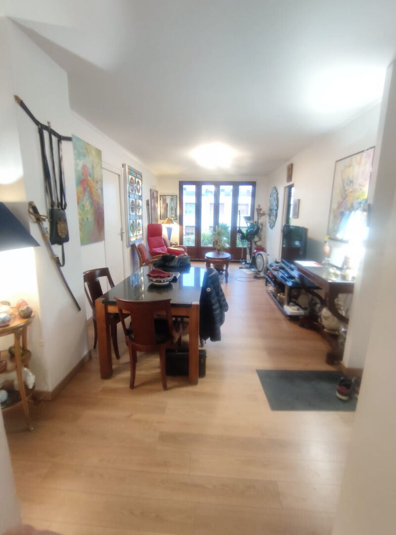 Appartement Le Thillay 4 pièce(s) 74 m2