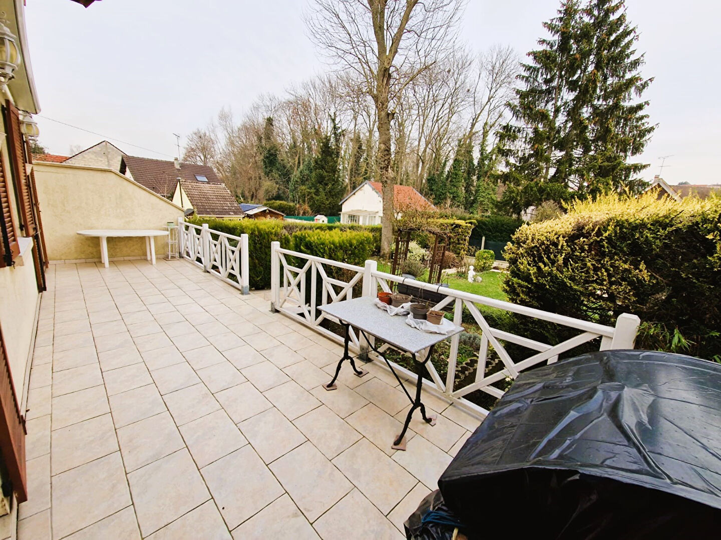 Photo Maison Le Thillay 6 pièce(s) 120 m2 image 2/6