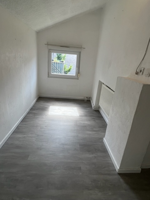 Photo Appartement Pierrevillers 3 pièce(s) 60.89 m2 avec cave et jardin image 4/6