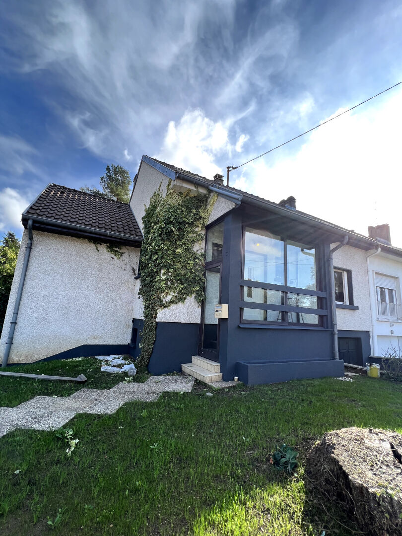 Photo Belle et spacieuse maison de 160m2 avec son grand terrain arboré de 837m² image 2/6