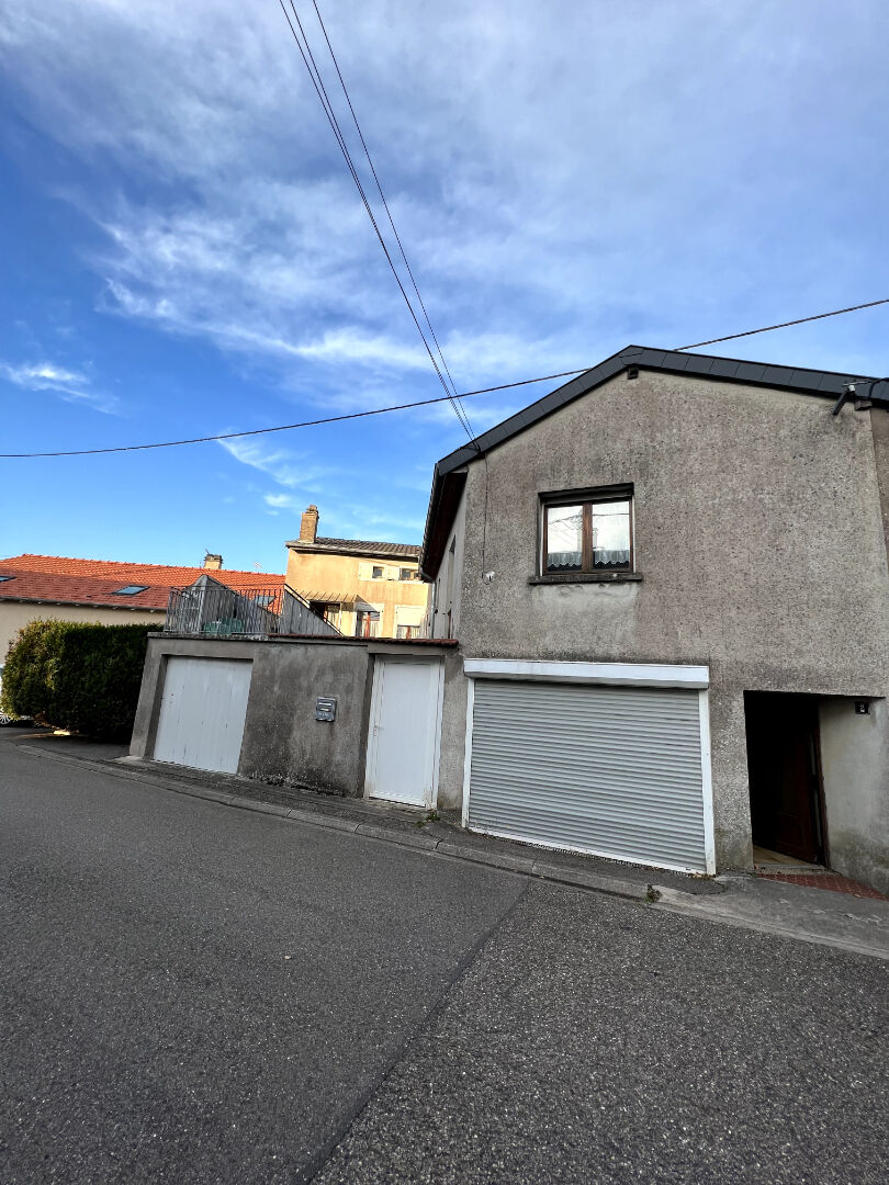 Photo Belle et grande maison de village de 220m2 avec extérieur et garages image 2/6