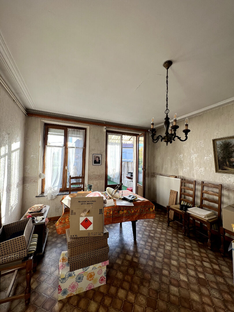 Photo Belle et grande maison de village de 220m2 avec extérieur et garages image 6/6