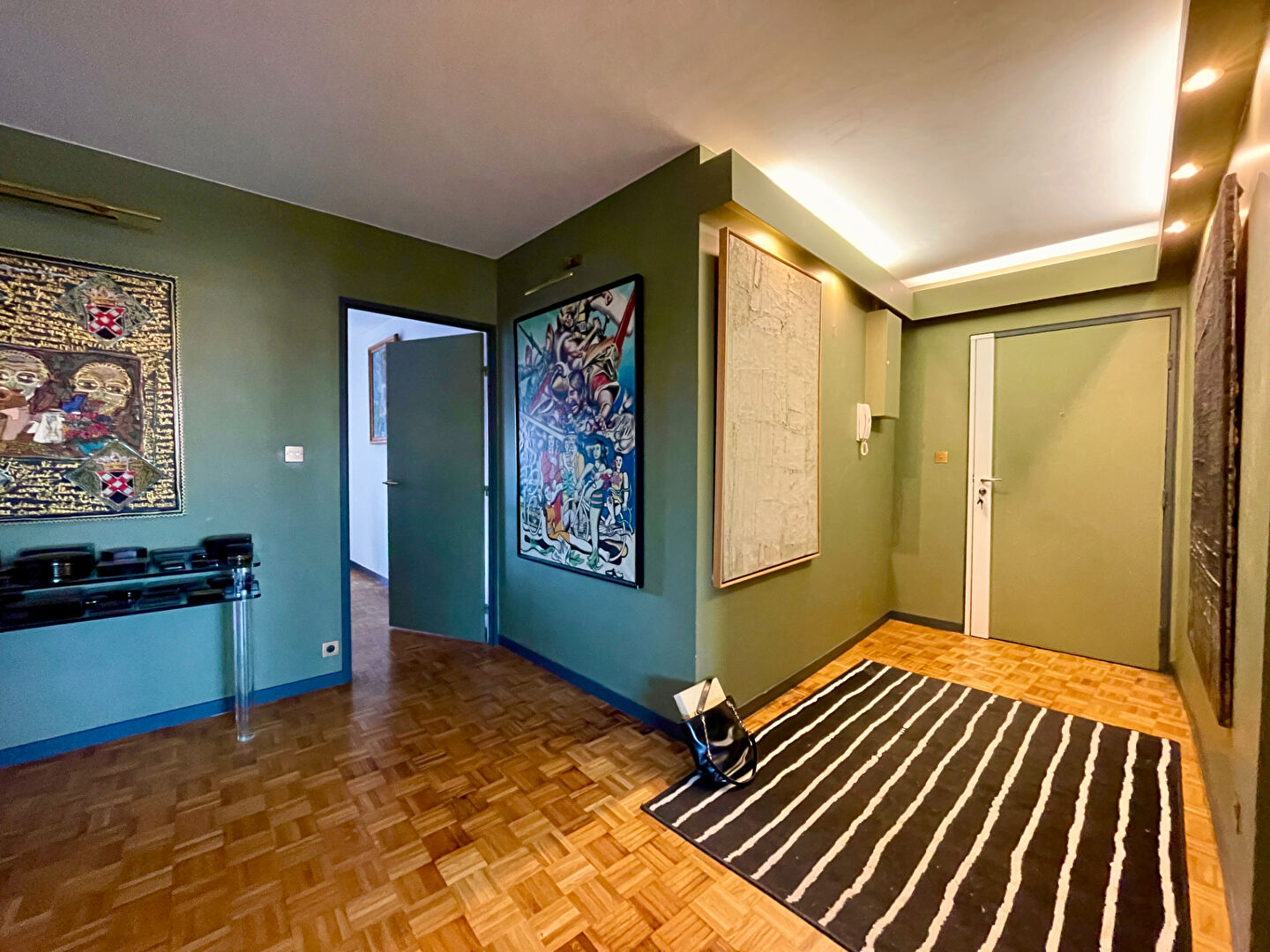 Photo BOULOGNE BILLANCOURT  APPARTEMENT 100 m²  VIAGER OCCUPE  PAR UNE FEMME DE 73 ANS image 3/6