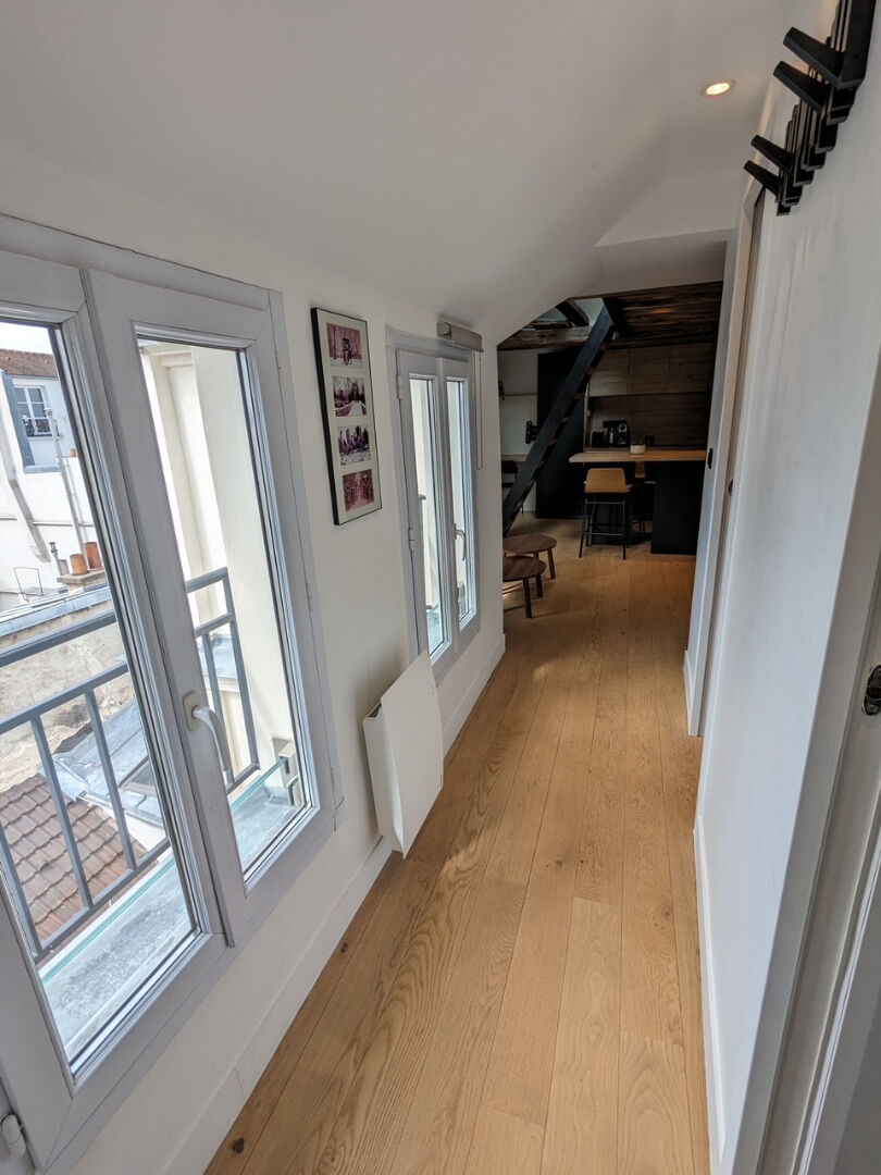 Photo PARIS M° Bonne Nouvelle image 3/6