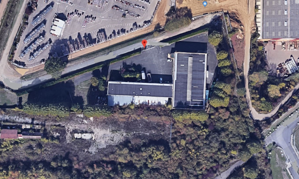 Vente Immeuble de 3000 m² - LES MUREAUX 78130 | VILLAGE BLEU - AR photo2