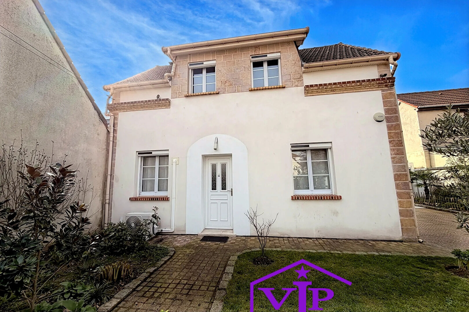 Agence immobilière de VIP IMMOBILIER - VIP IMMOBILIER SOTTEVILLE