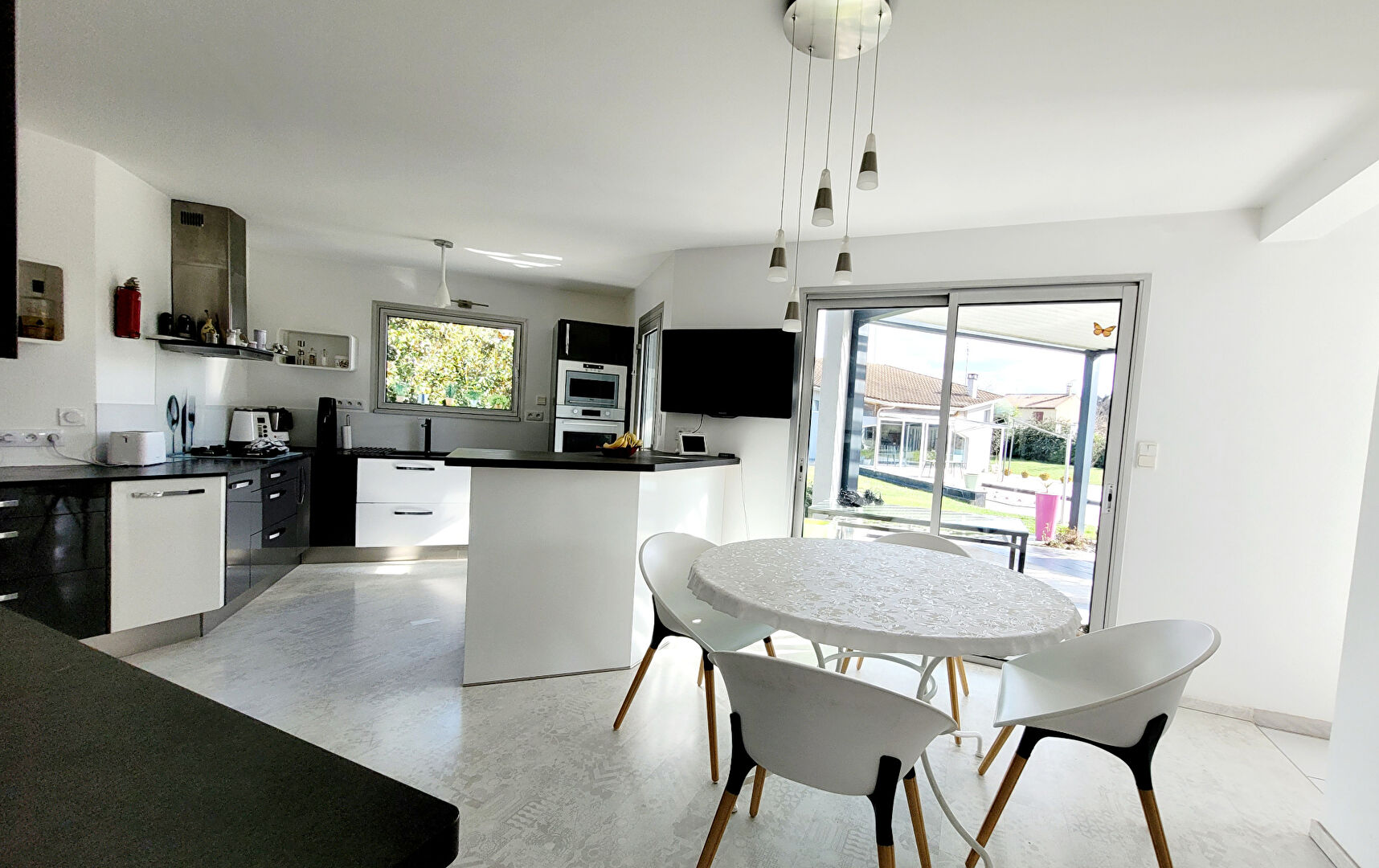 Photo Maison Bourg De Péage 7 pièce(s) 370 m2 image 6/6