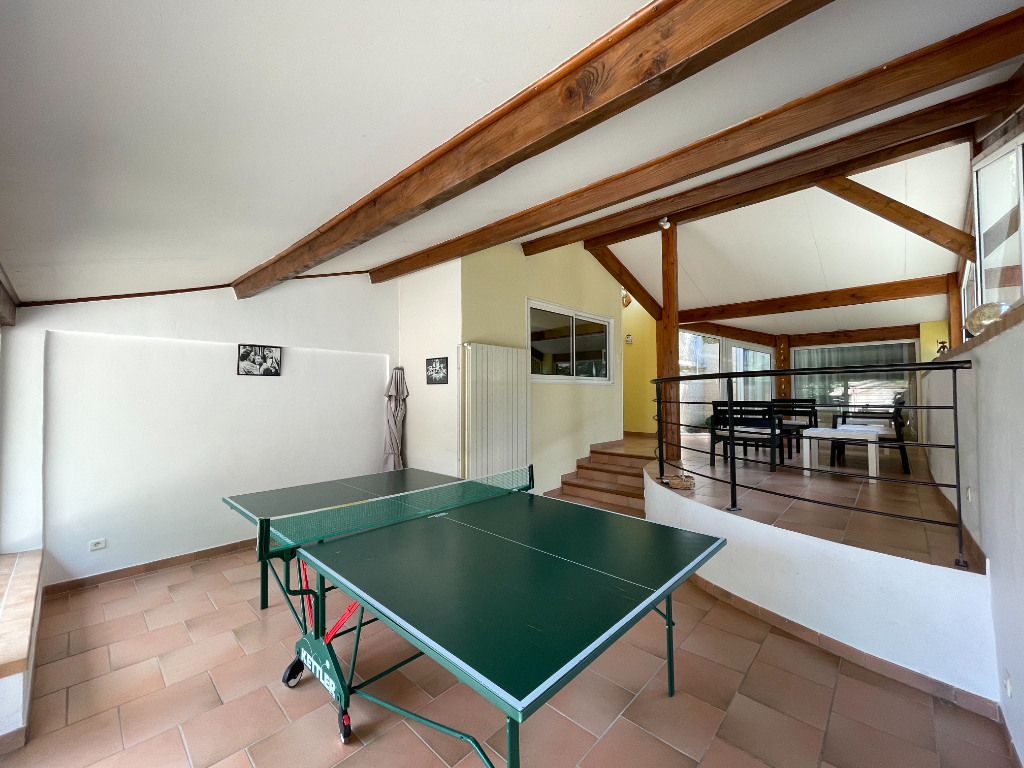 Photo Superbe villa de 226 m² avec 5 chambres et piscine image 4/6