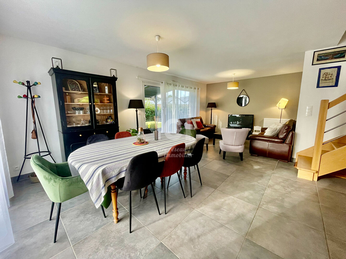 MAISON CONTEMPORAINE 100M² - 4 CHAMBRES - BOURG