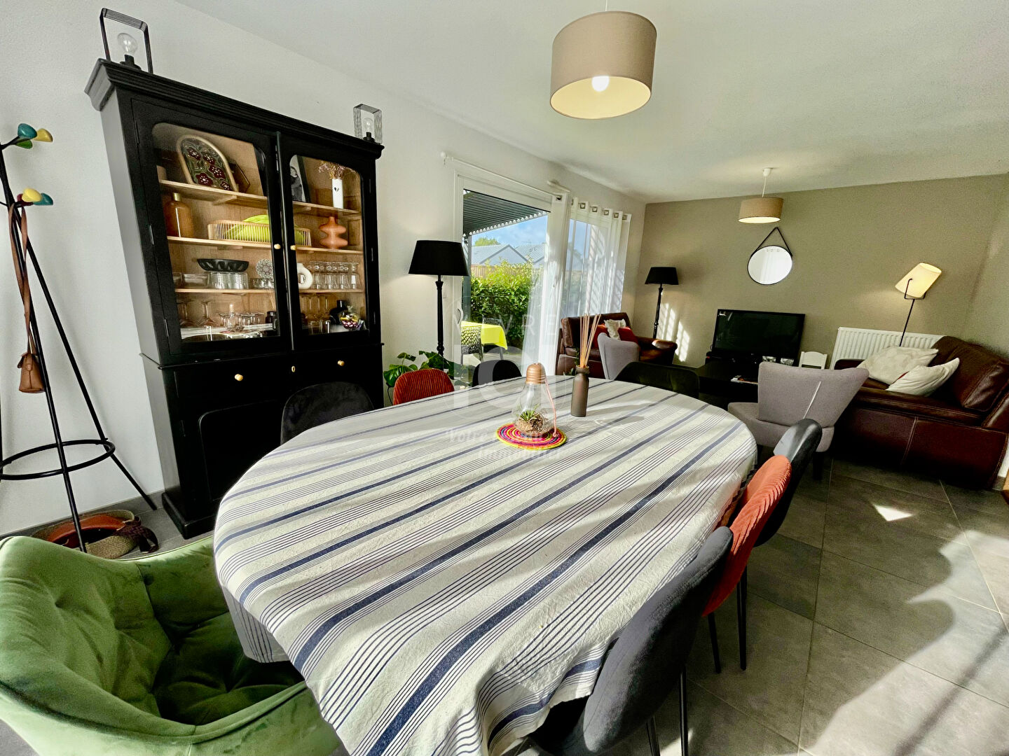 Photo MAISON CONTEMPORAINE 100M² - 4 CHAMBRES - BOURG image 4/6