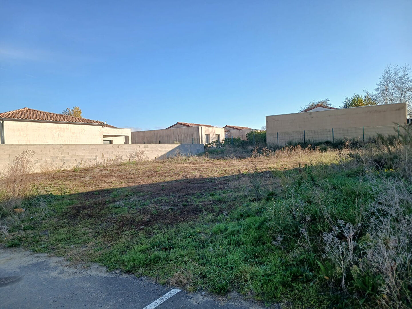 Photo REF - GRAVER - 5min CARCASSONNE - Terrain constructible 450m² image 1/1