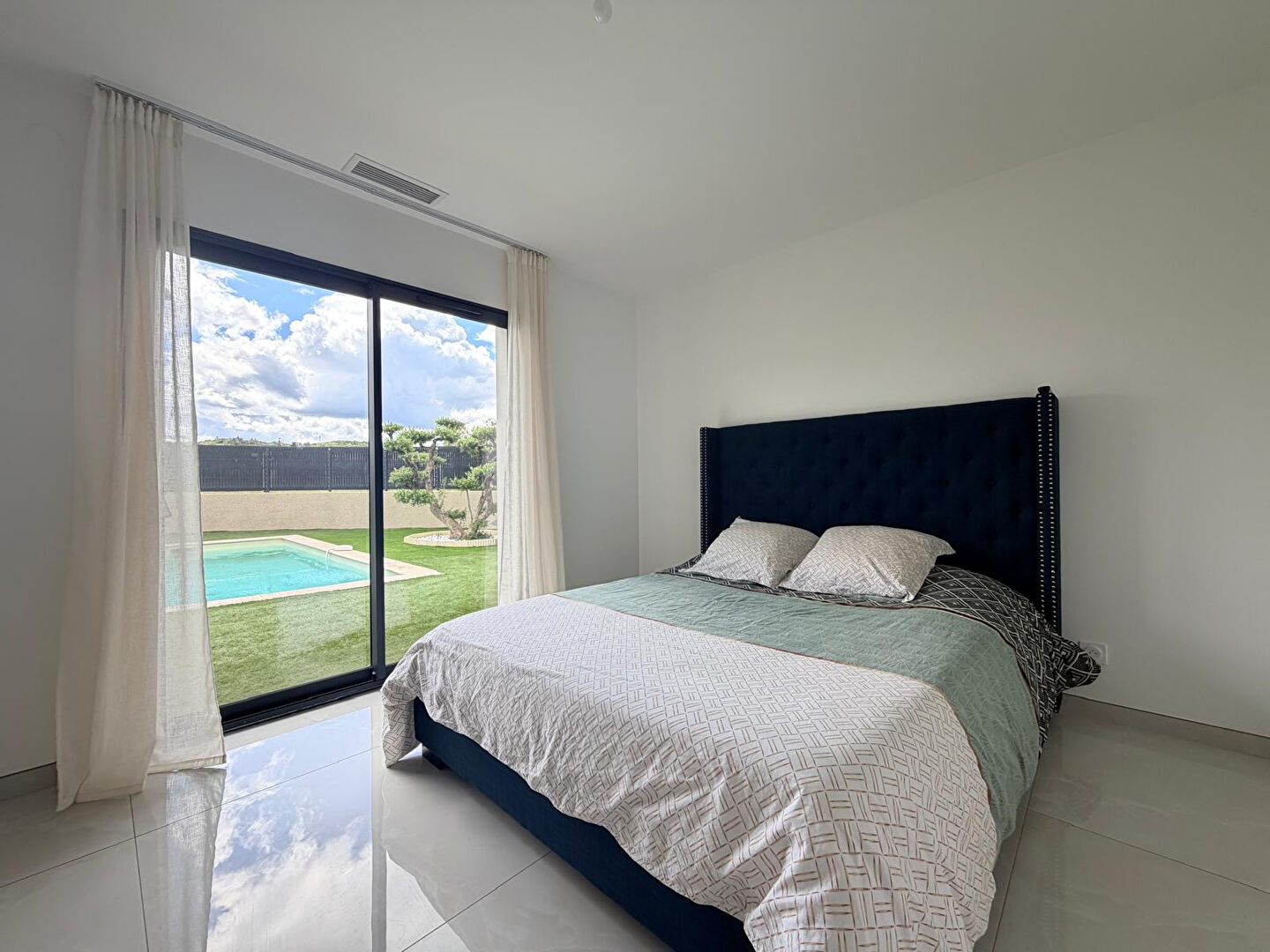 REF – WOAW – Maison 125m² – 3 chambres – Garage – Piscine