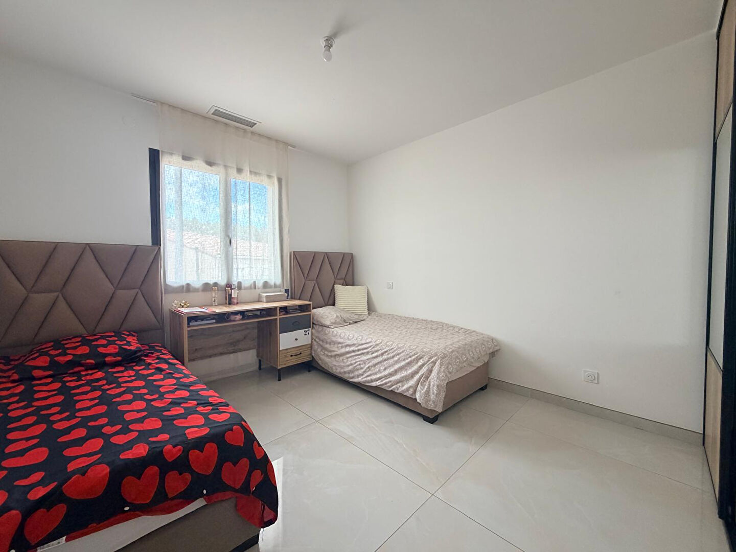 REF – WOAW – Maison 125m² – 3 chambres – Garage – Piscine