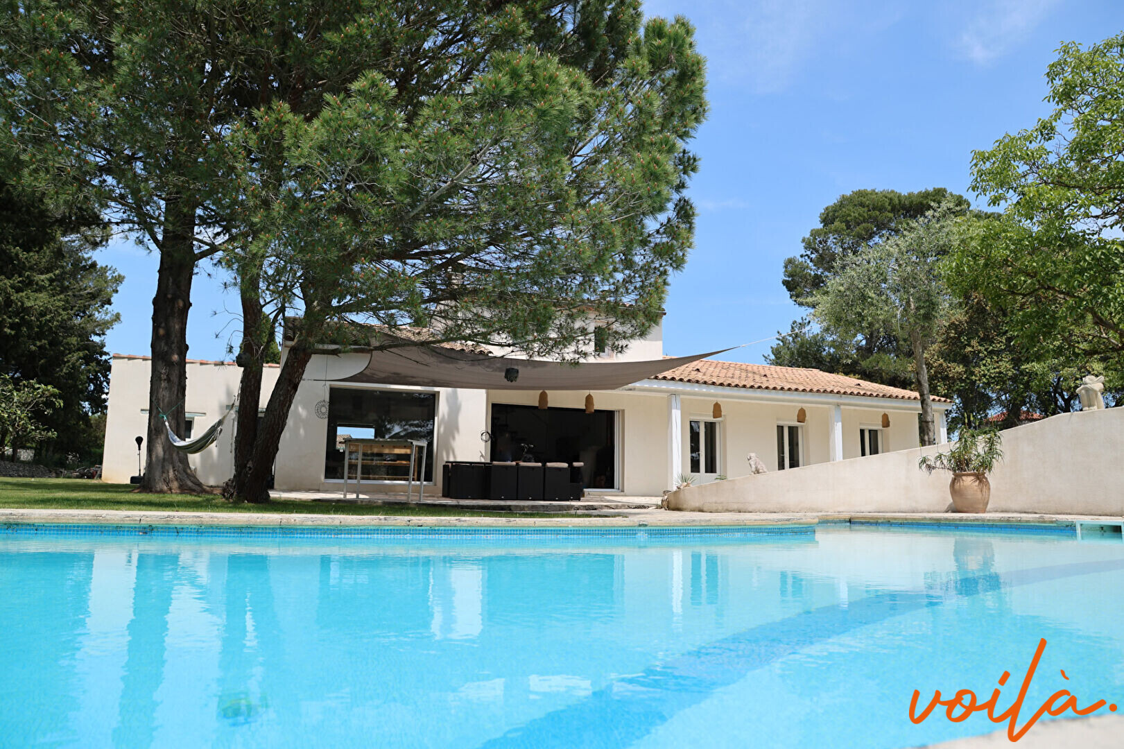 REF - VERDOYANTE - 5 MIN DE CARCASSONNE - Maison PP - 3 ch - jardin - garage - piscine