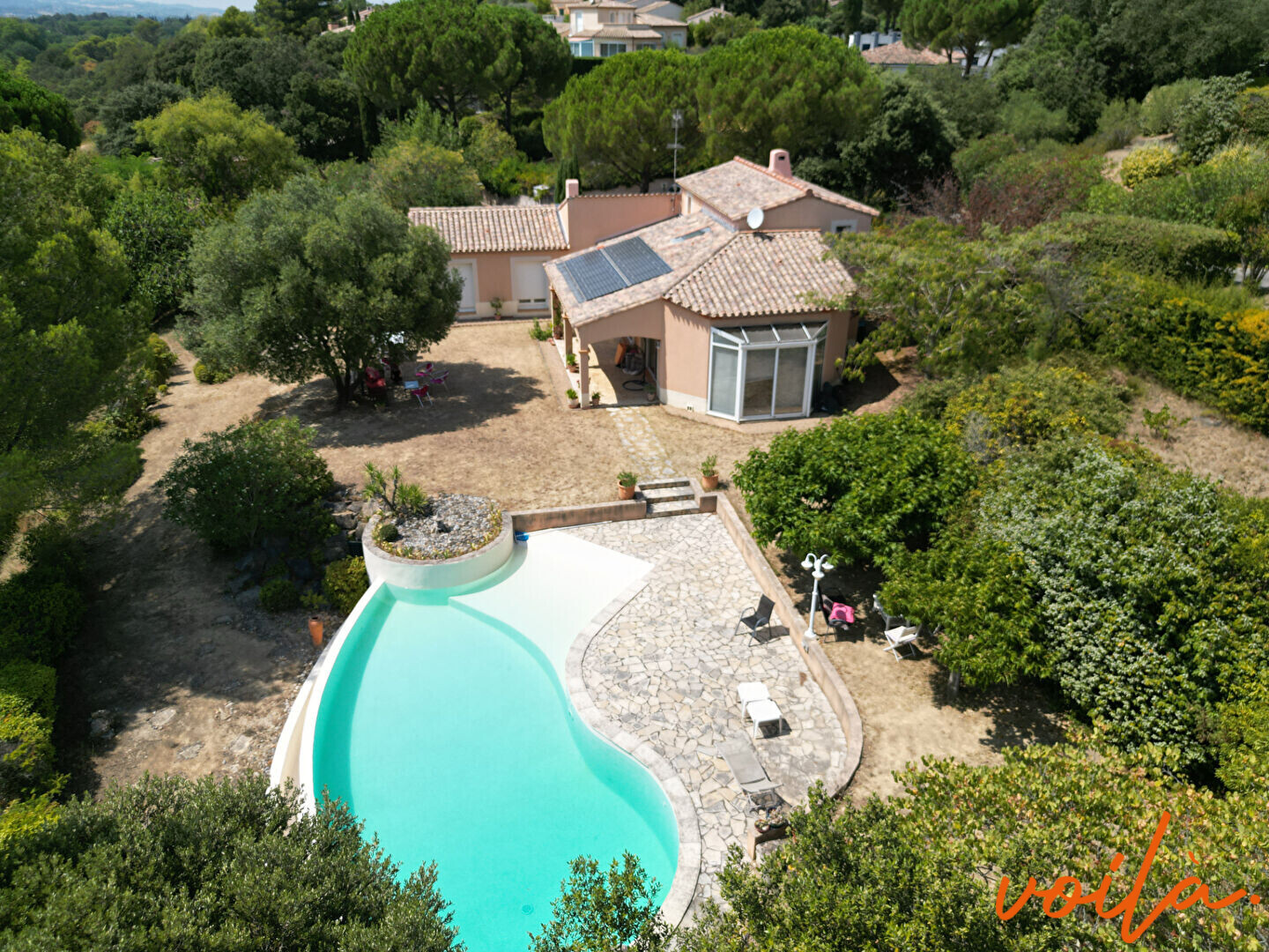 Photo REF - PICASSO - CARCASSONNE - Maison PP 183m² hab - 3 ch (poss 4) - Garage - Jardin - Piscine image 1/6