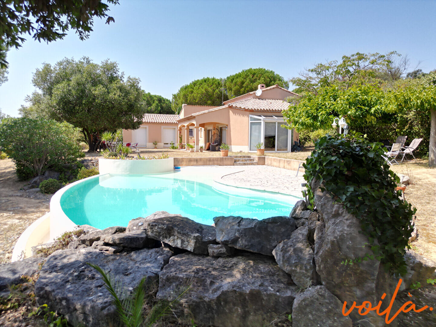 Photo REF - PICASSO - CARCASSONNE - Maison PP 183m² hab - 3 ch (poss 4) - Garage - Jardin - Piscine image 2/6