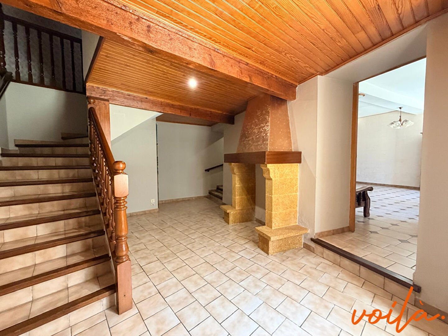 REF – ART DE VIVRE – 15 min Carcassonne – Maison 170m² hab – 5 chambres – 2 garages – Jardin