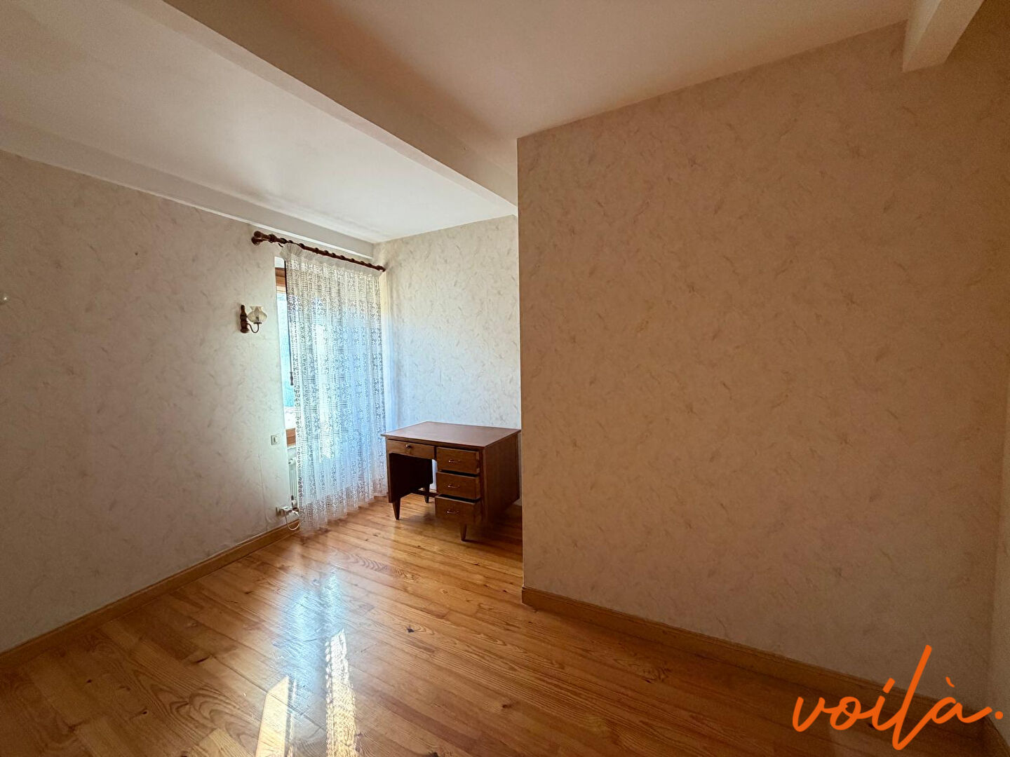 REF – ART DE VIVRE – 15 min Carcassonne – Maison 170m² hab – 5 chambres – 2 garages – Jardin