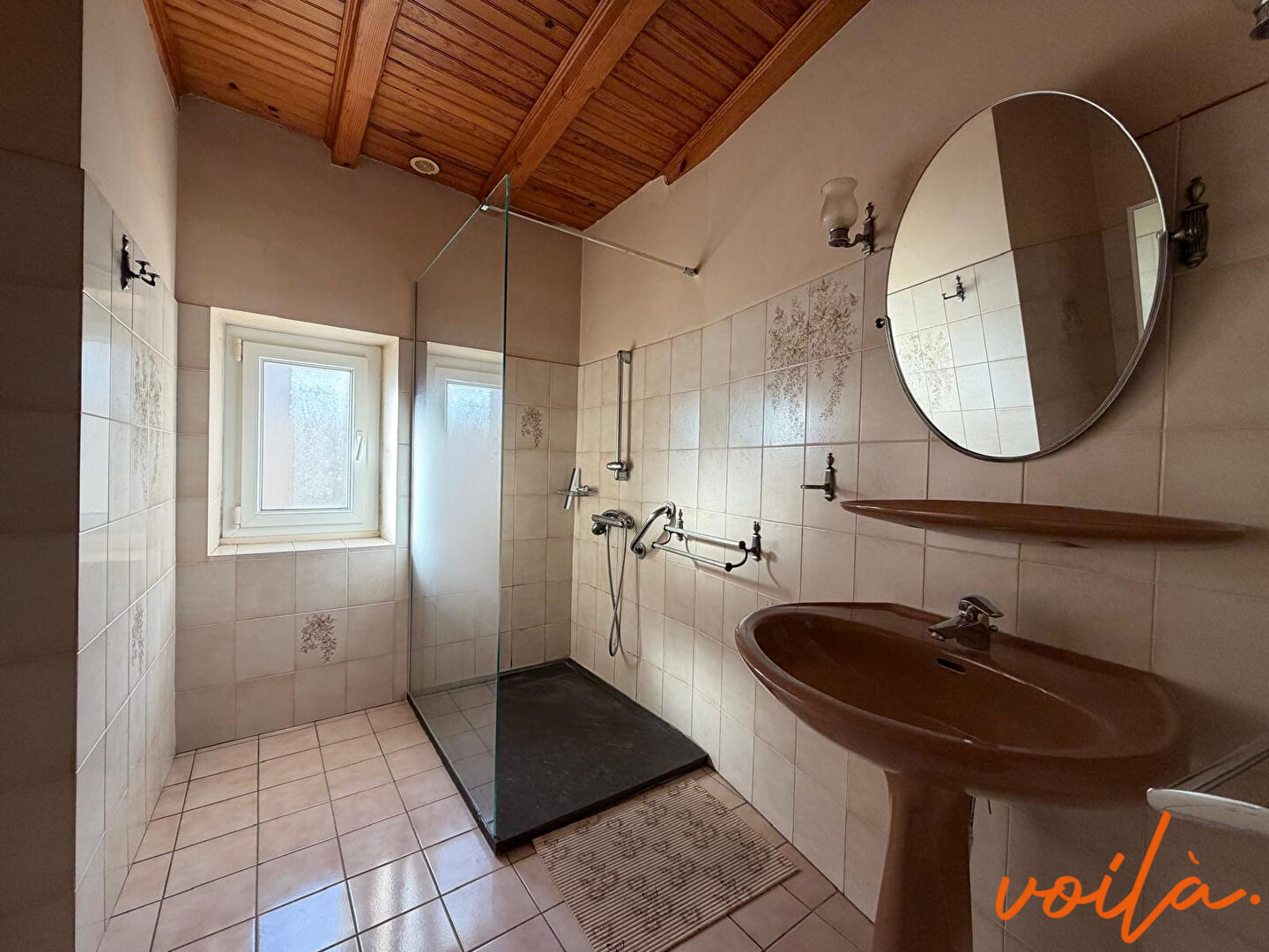REF – ART DE VIVRE – 15 min Carcassonne – Maison 170m² hab – 5 chambres – 2 garages – Jardin