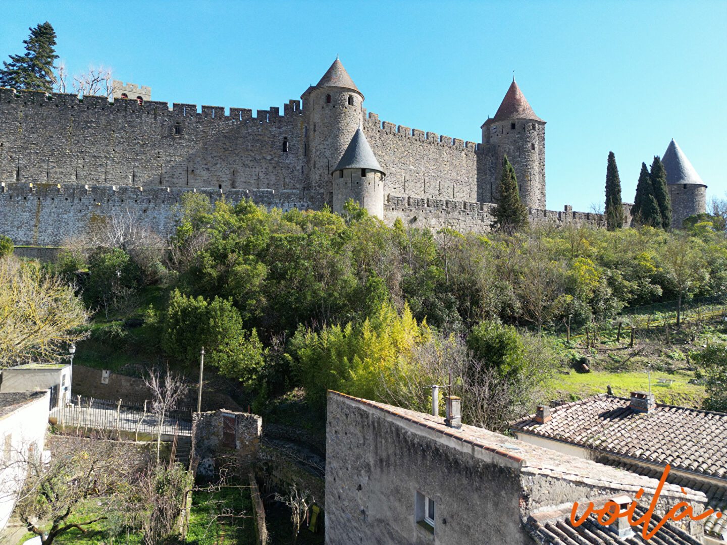 REF – NOBLESSE – CARCASSONNE – secteur CITE – Maison 110m² habitables – 3 niveaux – 4 chambres