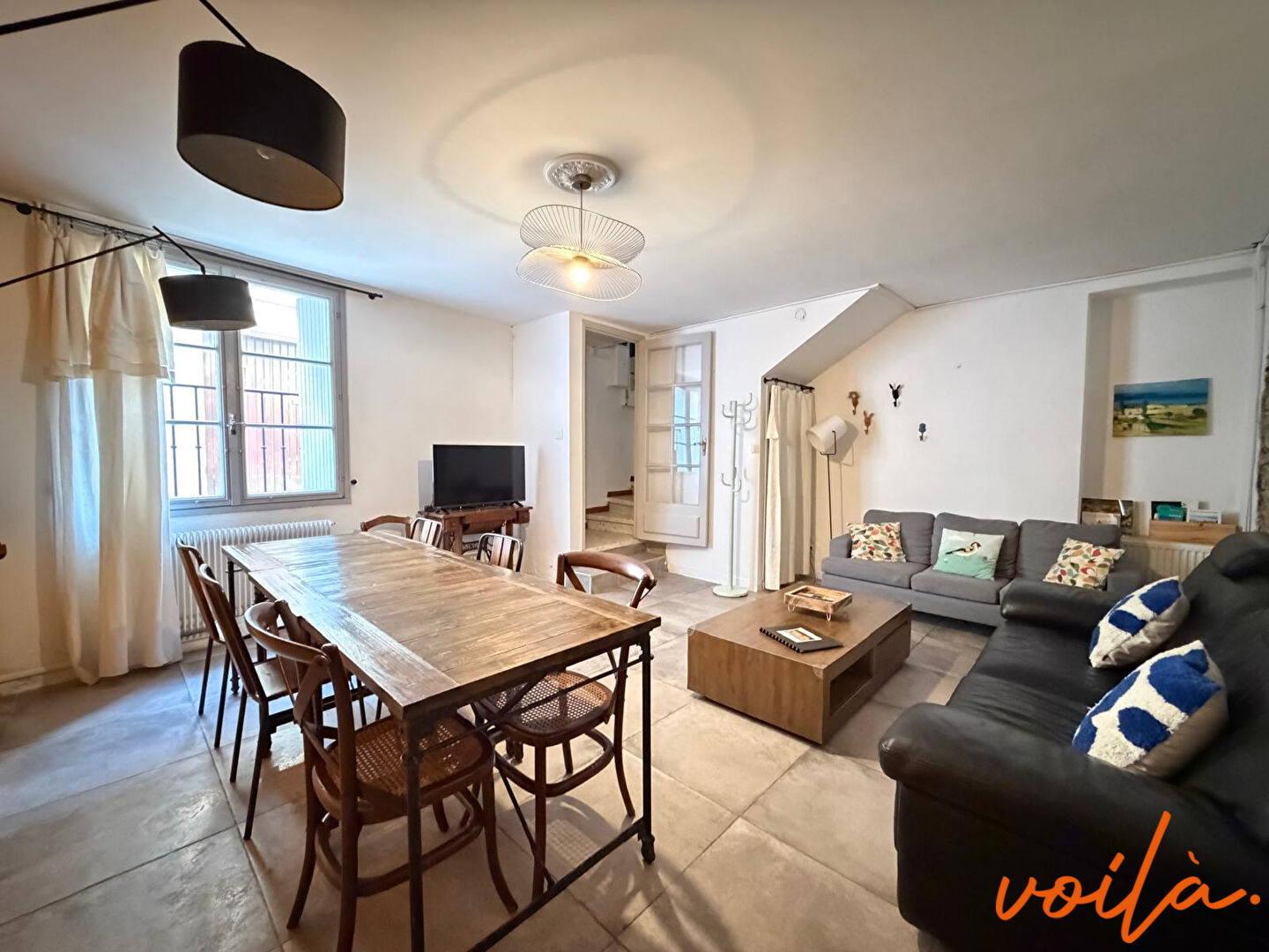 REF – NOBLESSE – CARCASSONNE – secteur CITE – Maison 110m² habitables – 3 niveaux – 4 chambres