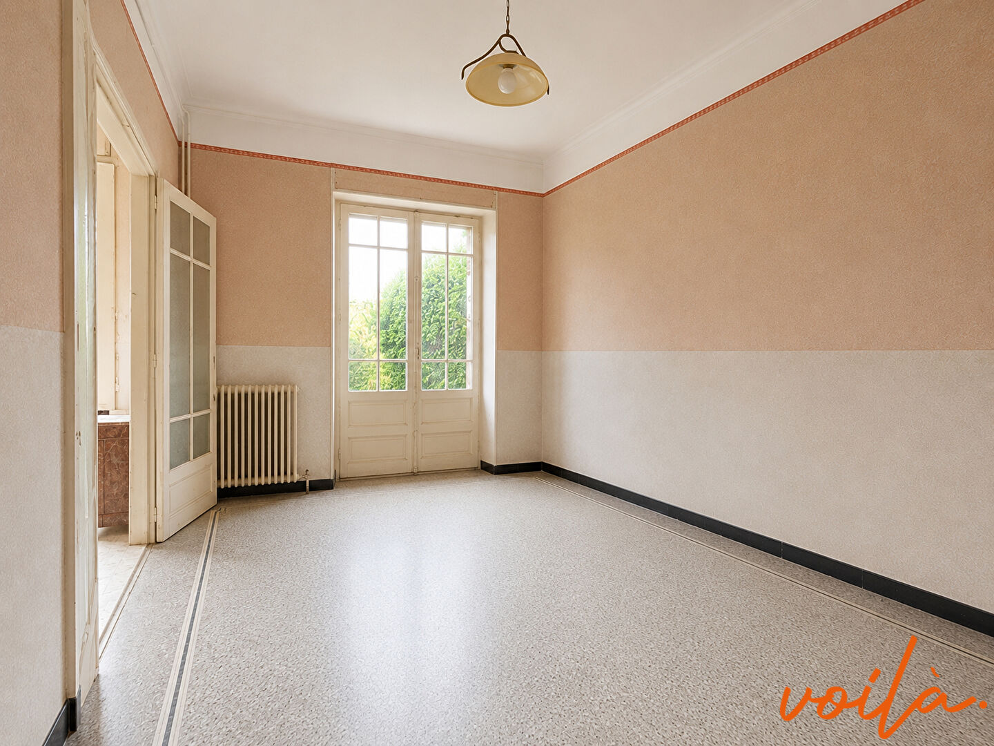Réf « Intattendu 4 » – Carcassonne Est 10 min . – Maison de maître avec jardin – dépendances  (Surface utile de plus de 450m2) à rénover