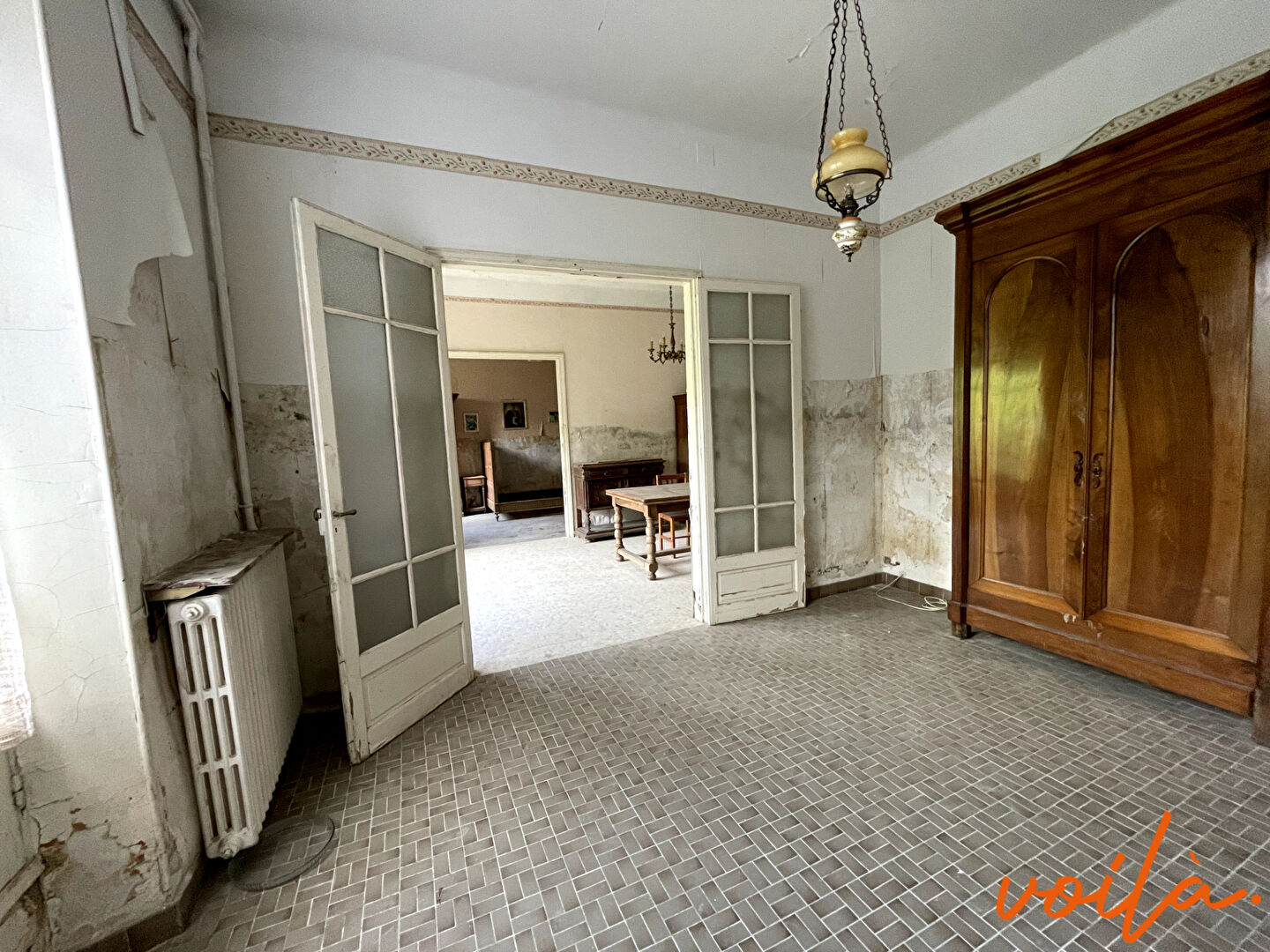 Réf « Intattendu 4 » – Carcassonne Est 10 min . – Maison de maître avec jardin – dépendances  (Surface utile de plus de 450m2) à rénover