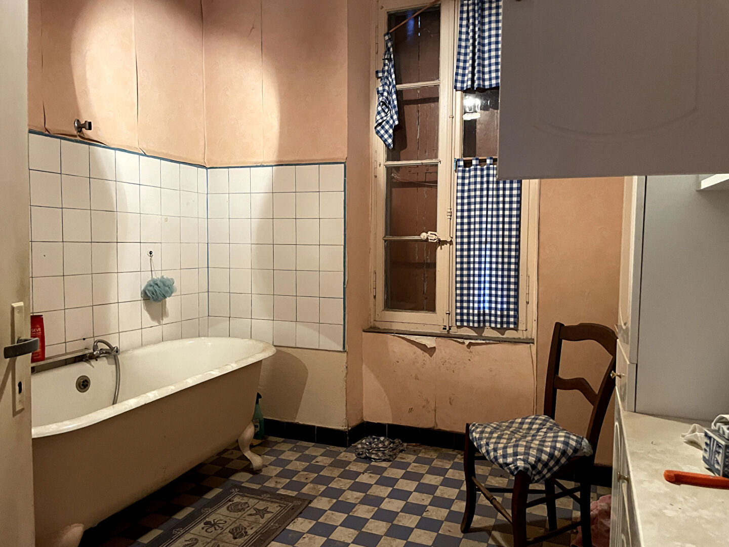 Réf « Intattendu 4 » – Carcassonne Est 10 min . – Maison de maître avec jardin – dépendances  (Surface utile de plus de 450m2) à rénover