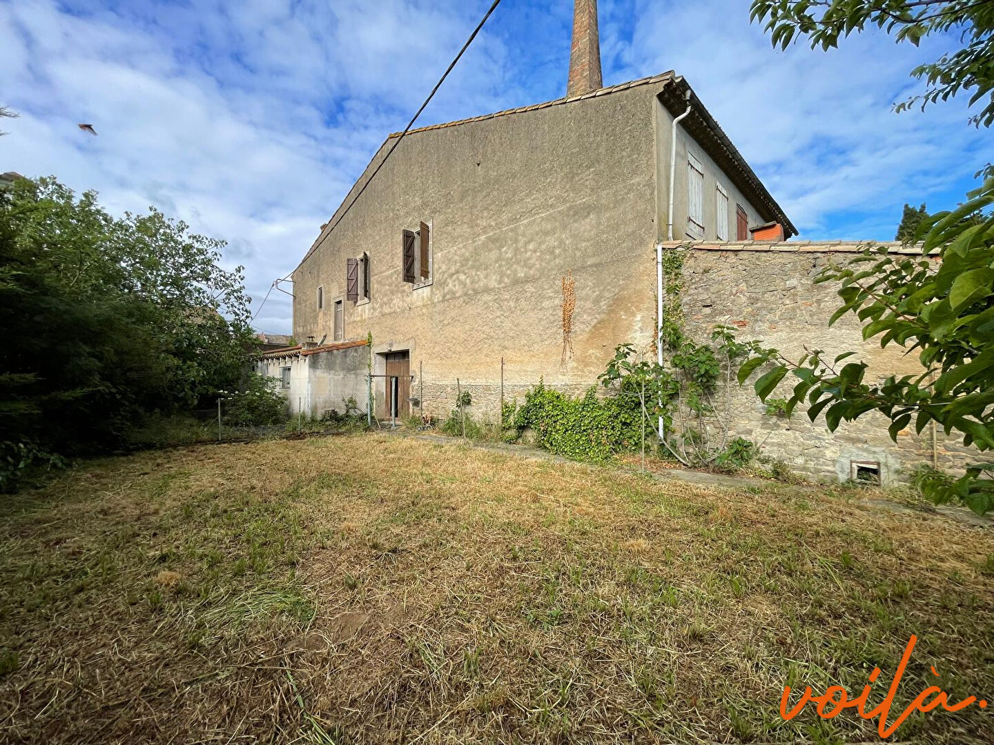 Réf « Intattendu 4 » – Carcassonne Est 10 min . – Maison de maître avec jardin – dépendances  (Surface utile de plus de 450m2) à rénover