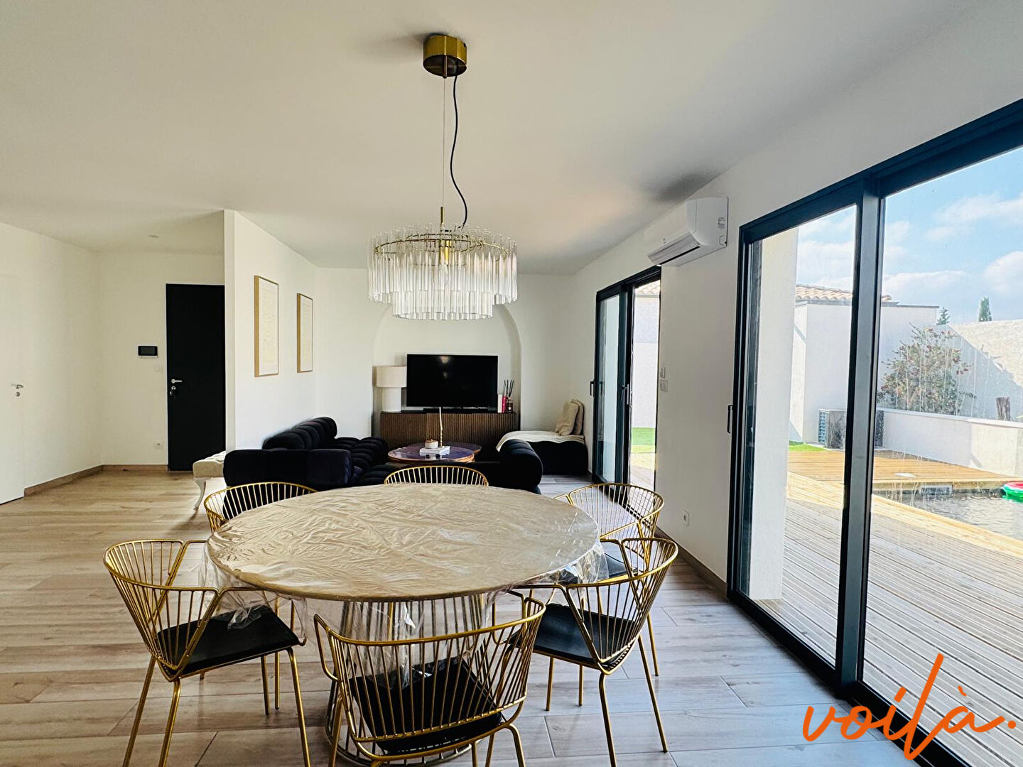 REF : YUVA – 5 MN CARCASSONNE – MAISON PLAIN PIED 3 CHAMBRES – GARAGE – PISCINE – JARDIN
