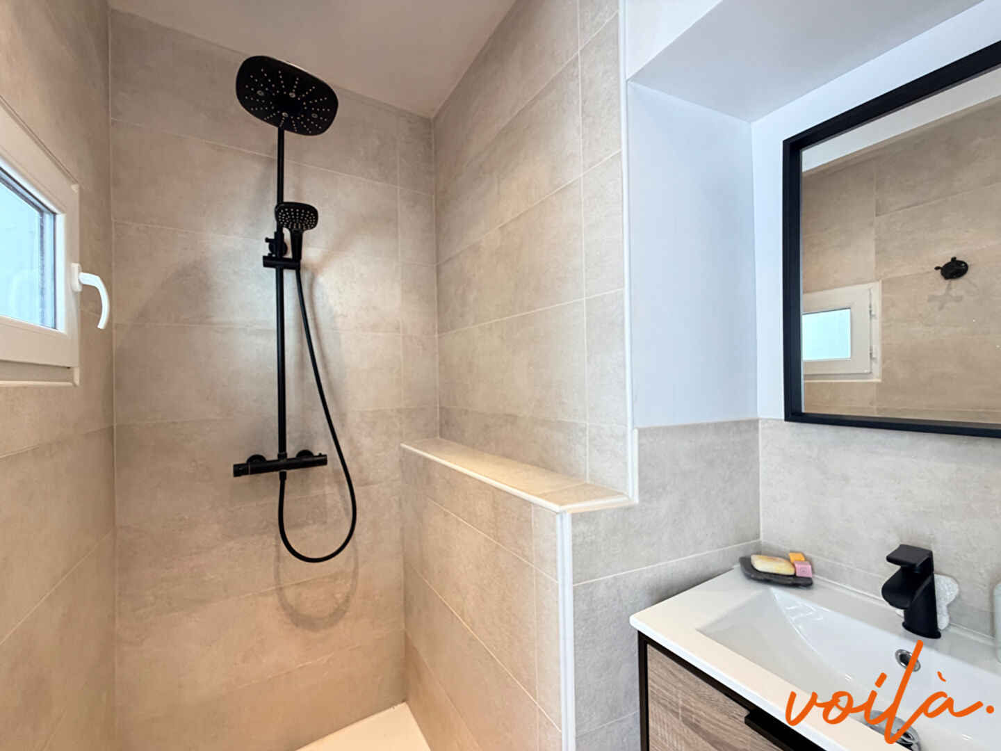 REF – CACHET – Maison 193m2 – 4 ch (poss 5) – Garage – Jardin – Piscine