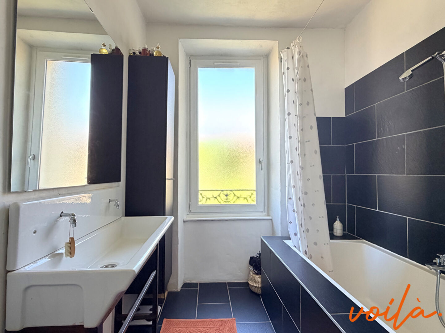 REF – CACHET – Maison 193m2 – 4 ch (poss 5) – Garage – Jardin – Piscine