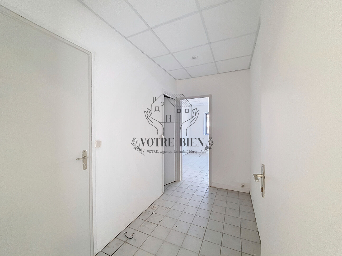 Photo À louer - locaux de 21 m² à Manosque image 4/6