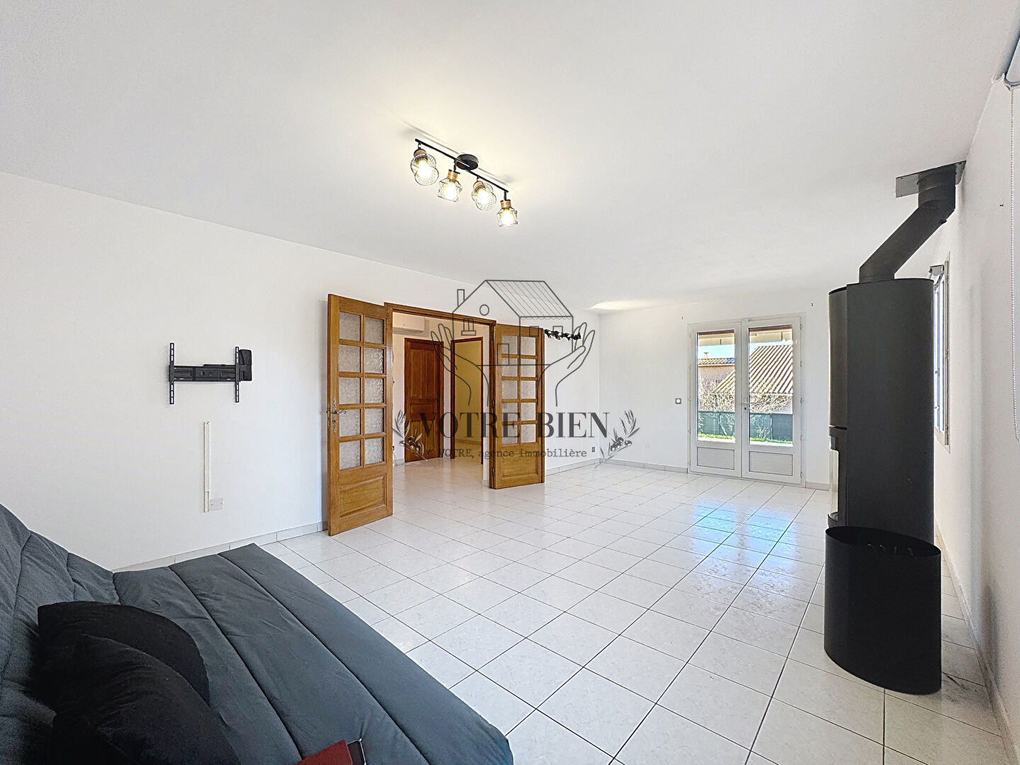 Maison à vendre à Manosque - 4 pièces avec piscine et garage