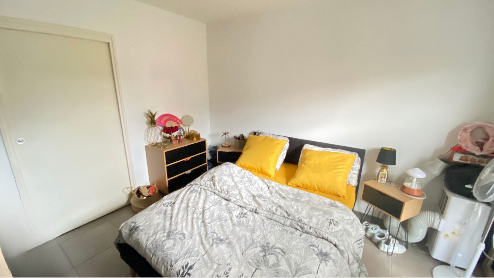 Photo Marseille 9 éme Charmant T2 avec terrasse et stationnement privatif image 4/6