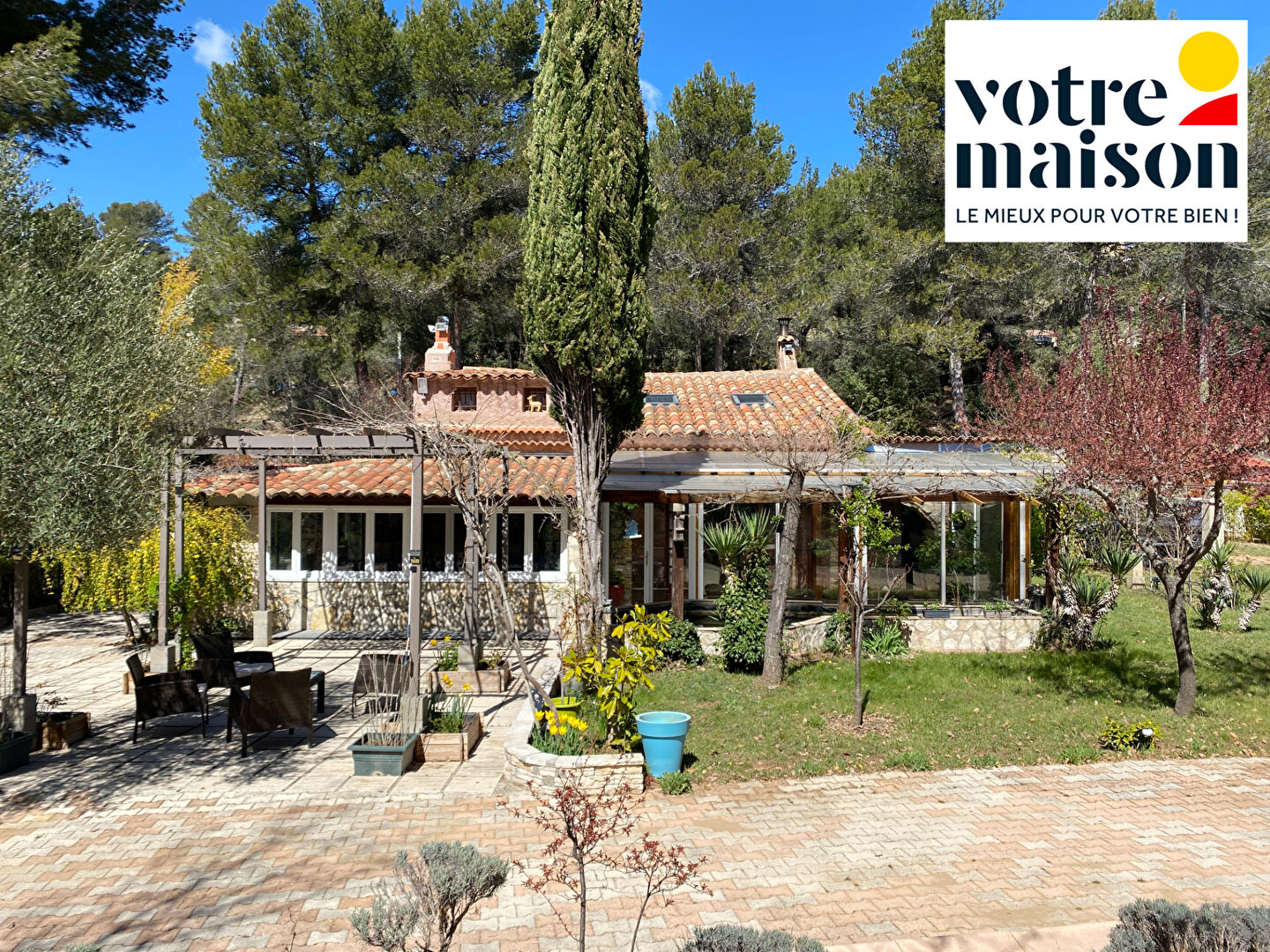 Agence immobilière de VOTRE MAISON - NG IMMOBILIER - VOTRE MAISON JOUQUES