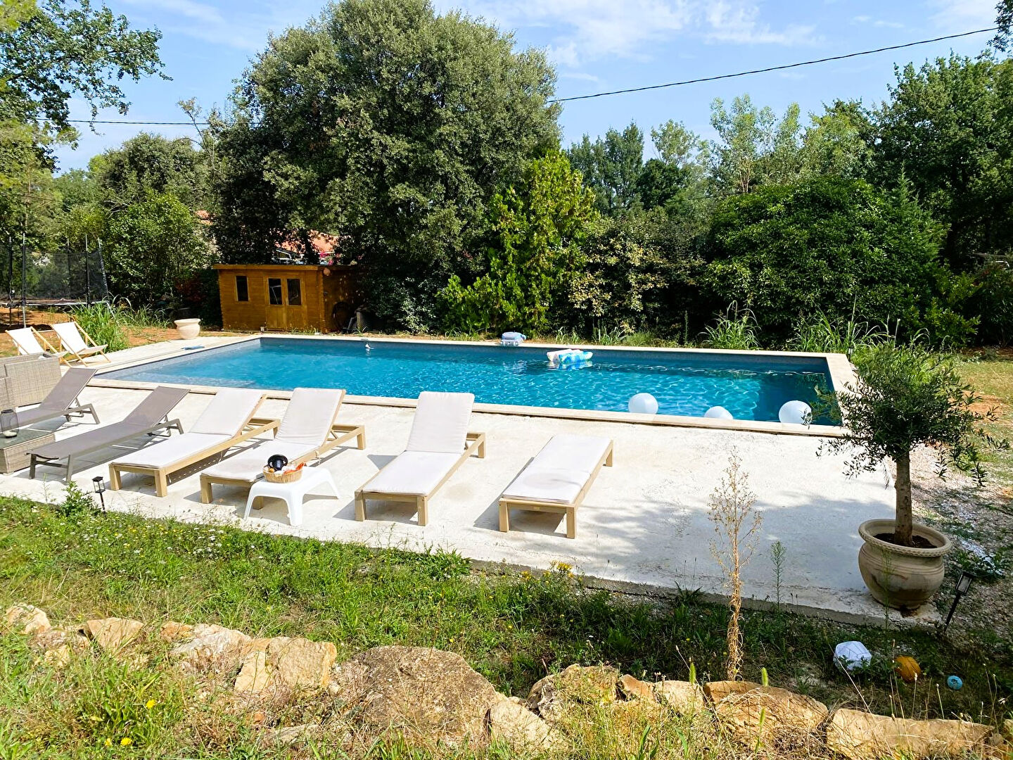 Photo VENTE VILLA 6 PIECES AVEC PISCINE 13490 JOUQUES image 4/6