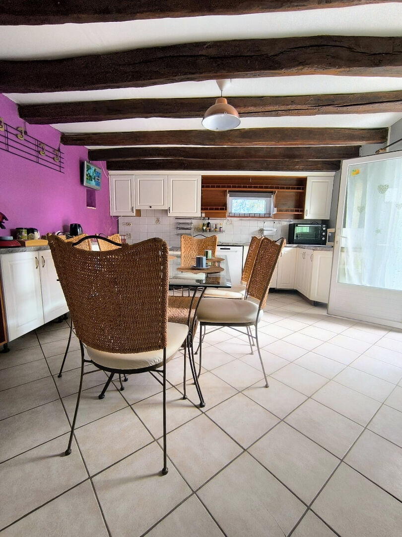 Photo Maison 125m²  4 pièces Notre-Dame-D'Oé avec un grand jardin image 5/6