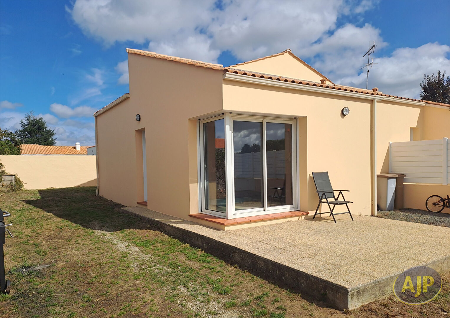CHALLANS - Maison 2 chambres - photo 1