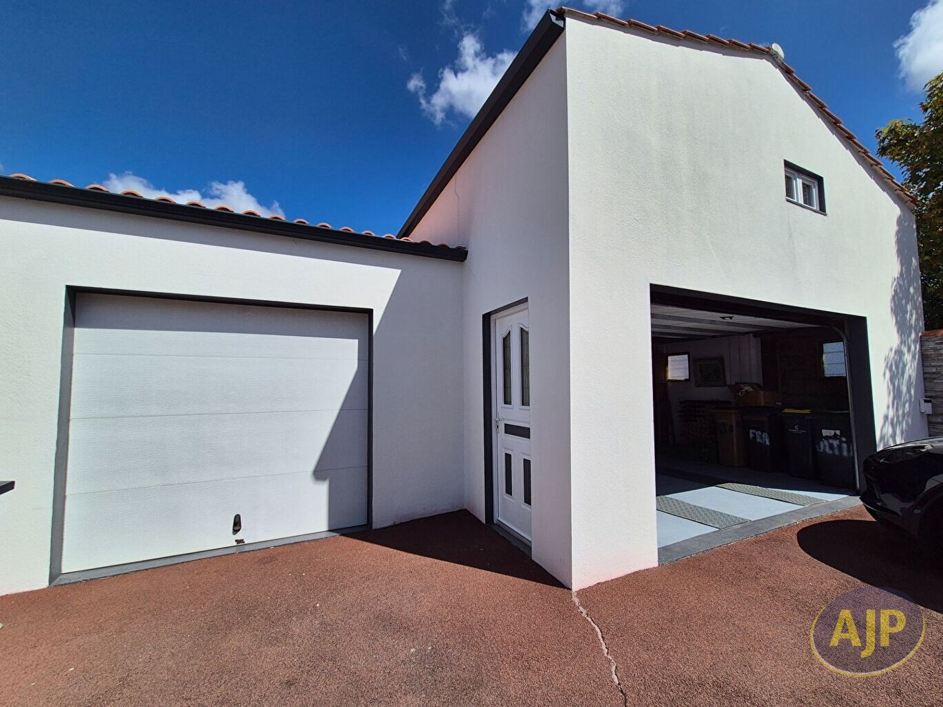 Centre ville Challans 192 m2 / 3 chambre / 2 garages / terrain 1000 m² - photo 4