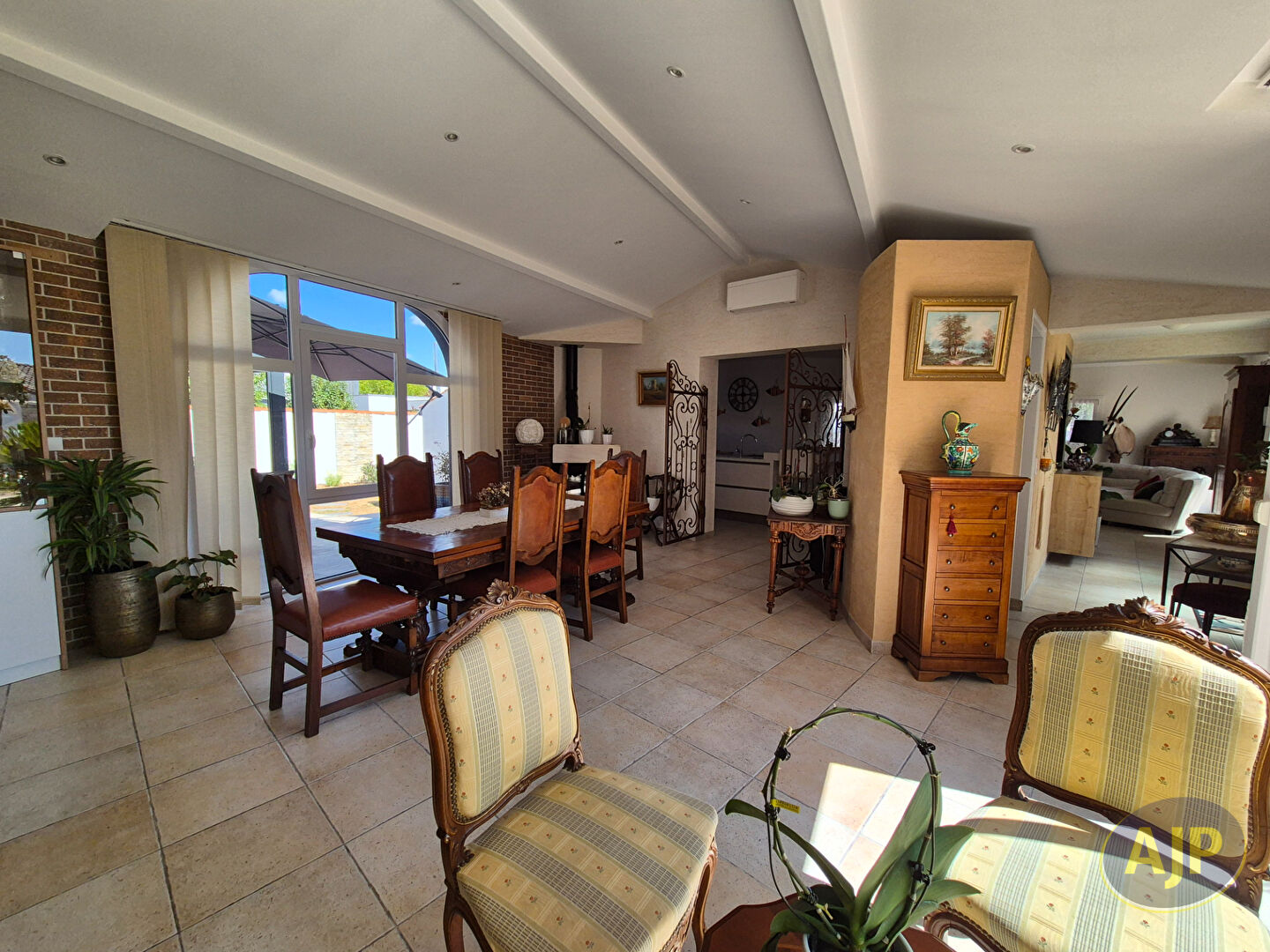 Centre ville Challans 192 m2 / 3 chambre / 2 garages / terrain 1000 m² - photo 11
