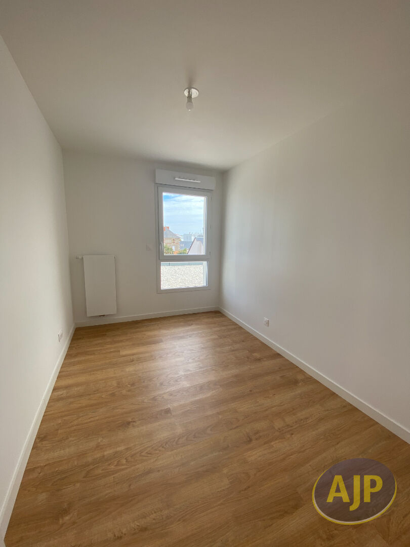 Appartement T3 CHALLANS - photo 5