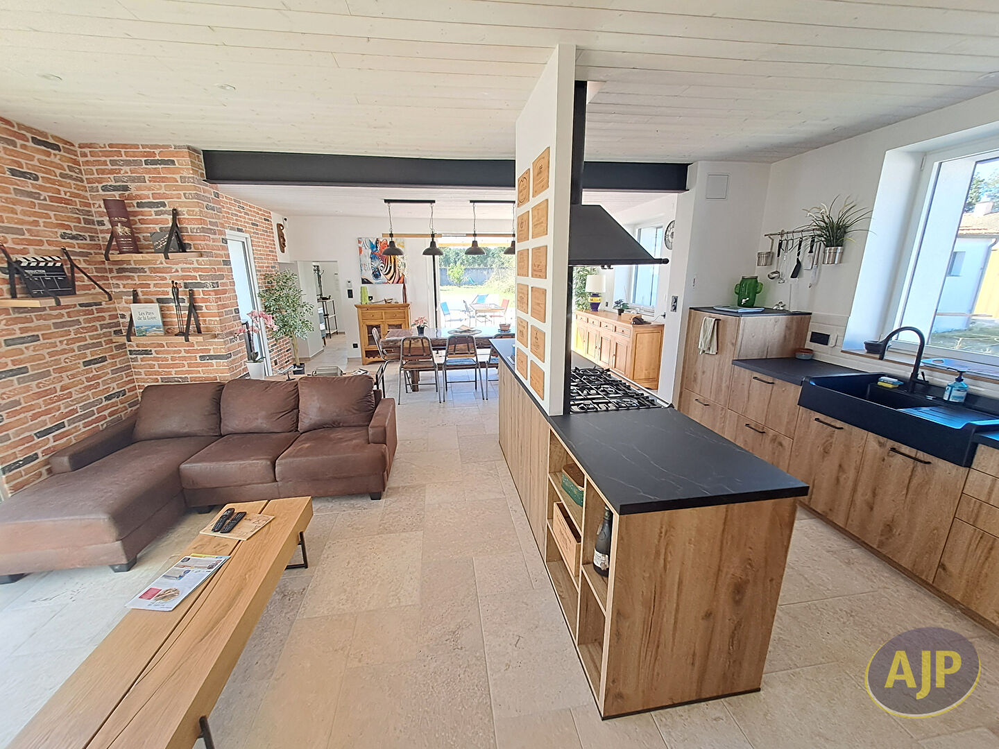 CHALLANS - Maison rénovée - photo 3