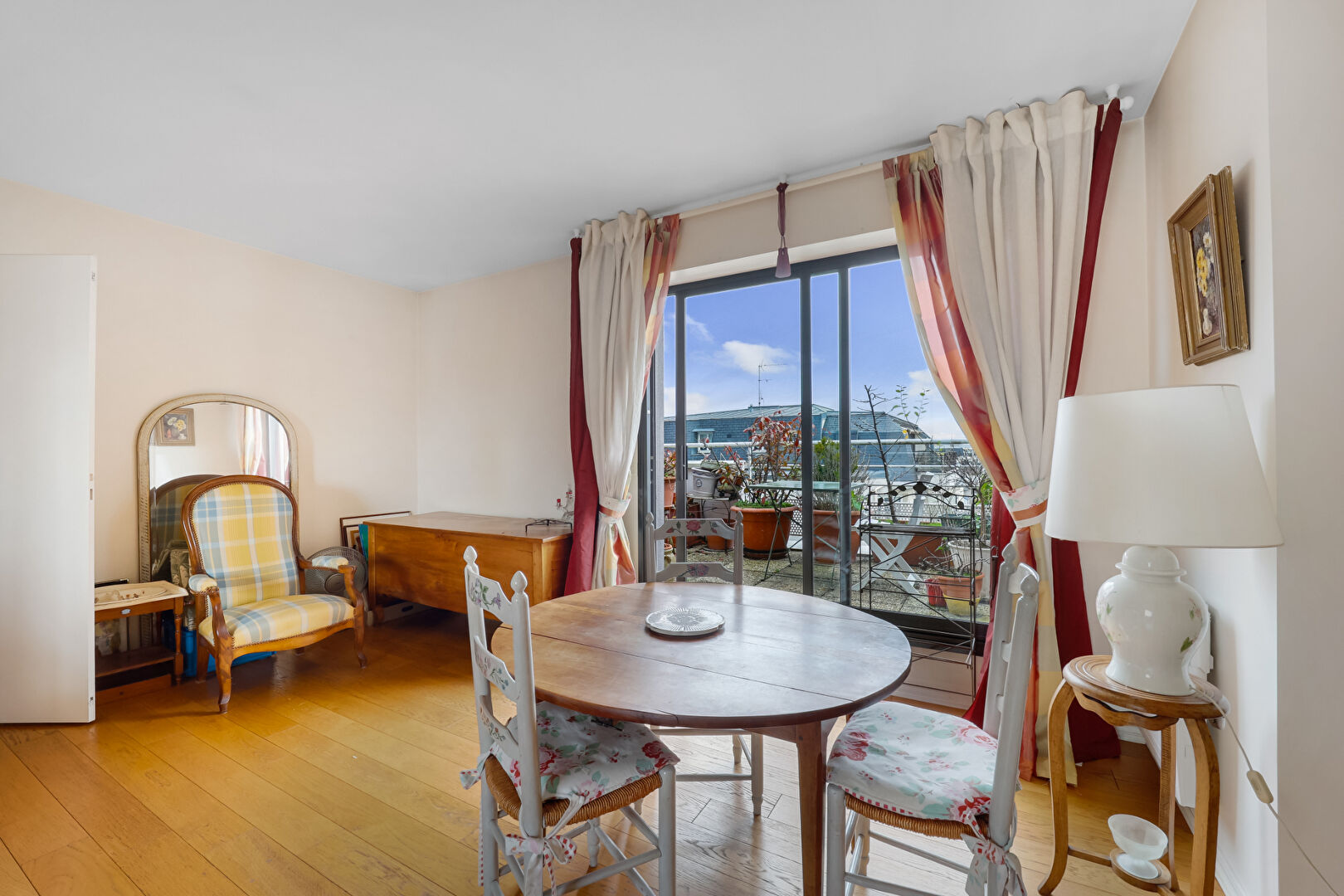 Photo Dernier étage - Terrasse - 74 m2 image 2/6